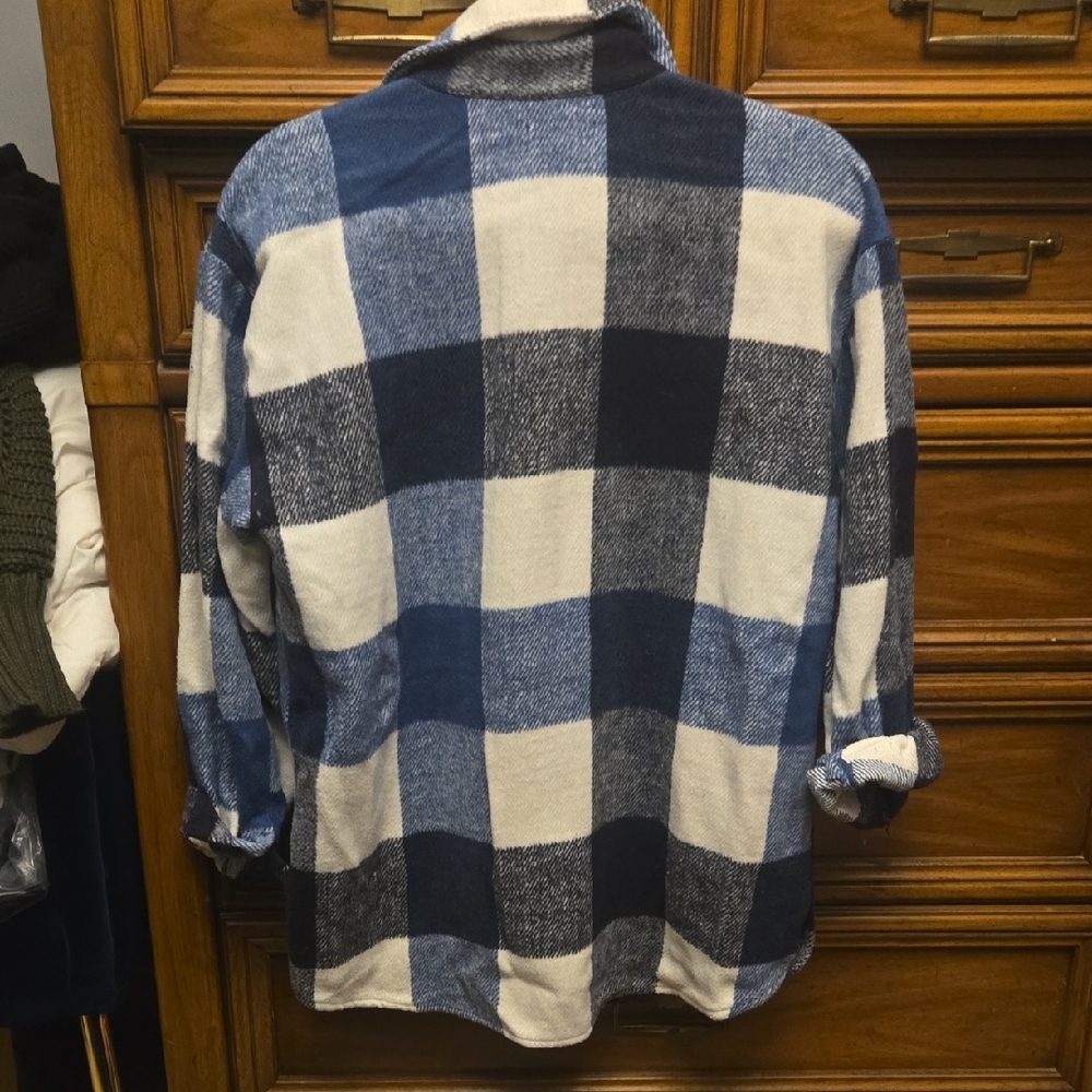 🎁Mud Pie Blue and Cream Striped Shirt/Jacket - Picture 2 of 7